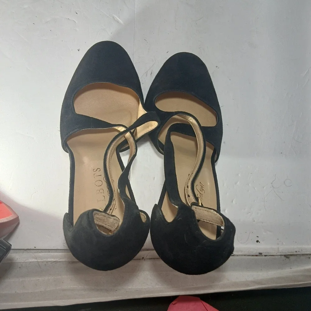 Talbots Luisa T-Strap Pumps 6.5B Black Suede Round Toe High Heels Cutout Leather